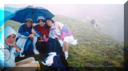 estib_mari_marga_maria_ago2002_casamania_andorra.jpg (52948 bytes)