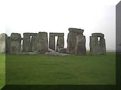 stonehenge1.jpg (27742 bytes)